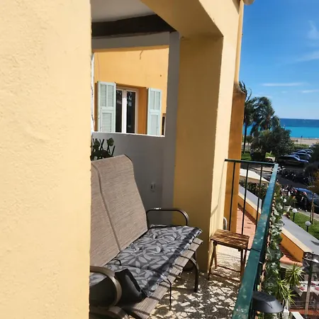 Du Bonheur Au Bord De * Menton